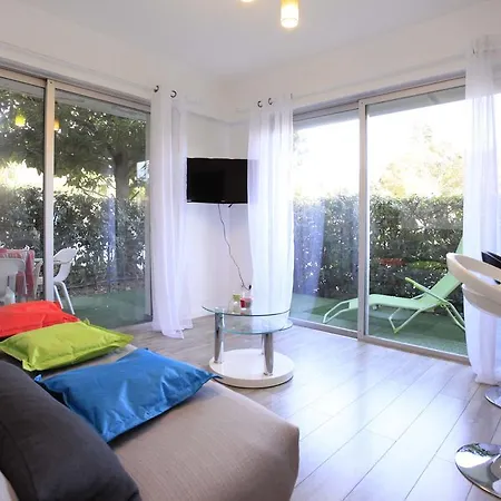 Ashome Apartment *