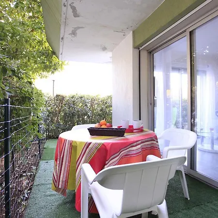 Apartment Ashome